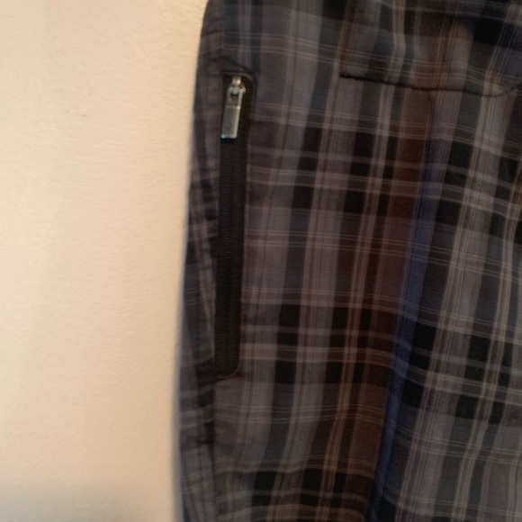 Columbia shorts, preowned - Picture 2 of 4